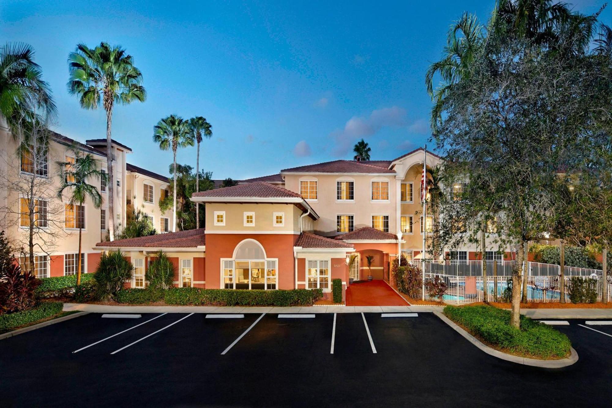 Residence Inn By Marriott Fort Lauderdale Weston Esterno foto